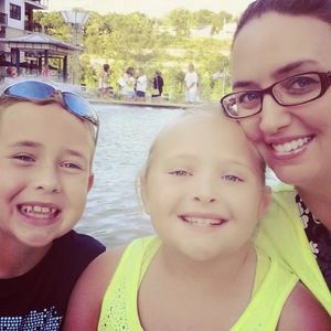 Meet your Posher, Lisa